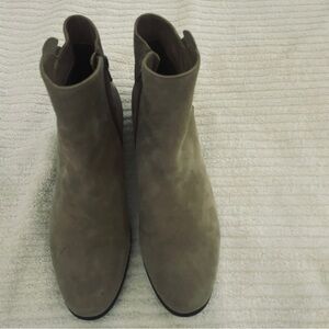 Neiman Marcus Taupe Ankle Booties